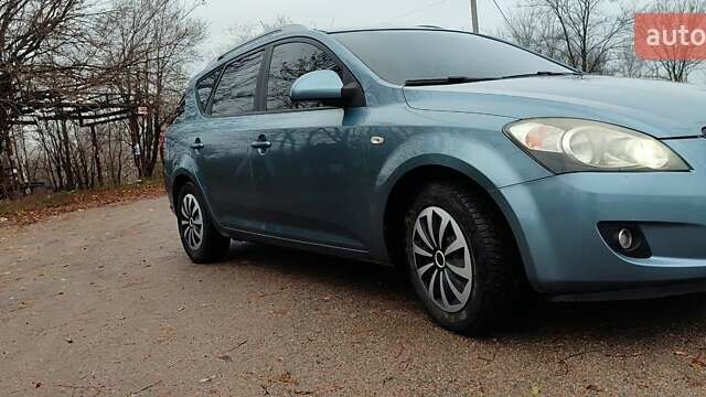 Синій Кіа Сід, об'ємом двигуна 1.6 л та пробігом 210 тис. км за 5300 $, фото 1 на Automoto.ua