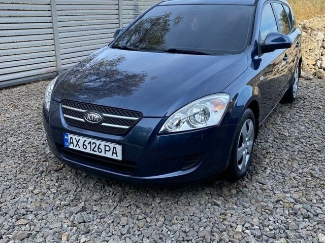 Синий Киа Сид, объемом двигателя 1.6 л и пробегом 203 тыс. км за 6300 $, фото 1 на Automoto.ua