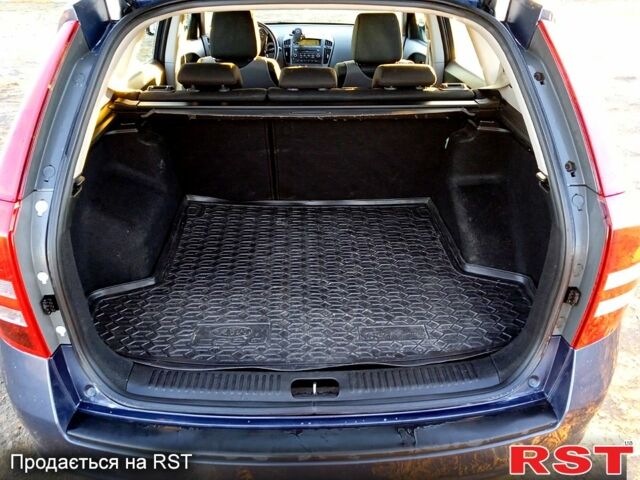 Синій Кіа Сід, об'ємом двигуна 1.6 л та пробігом 232 тис. км за 6900 $, фото 1 на Automoto.ua