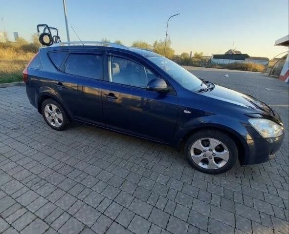Синій Кіа Сід, об'ємом двигуна 1.6 л та пробігом 227 тис. км за 4800 $, фото 1 на Automoto.ua
