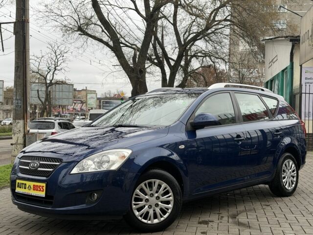 Синий Киа Сид, объемом двигателя 1.4 л и пробегом 228 тыс. км за 6500 $, фото 1 на Automoto.ua