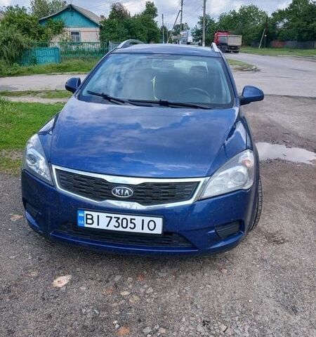 Синій Кіа Сід, об'ємом двигуна 1.58 л та пробігом 257 тис. км за 5700 $, фото 1 на Automoto.ua