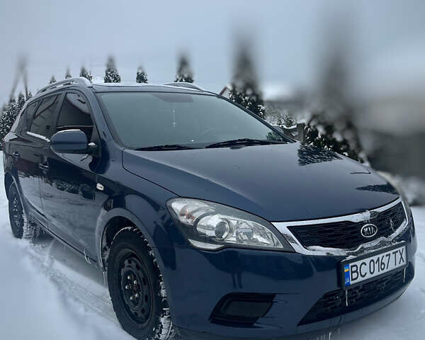 Синий Киа Сид, объемом двигателя 1.58 л и пробегом 165 тыс. км за 6100 $, фото 1 на Automoto.ua
