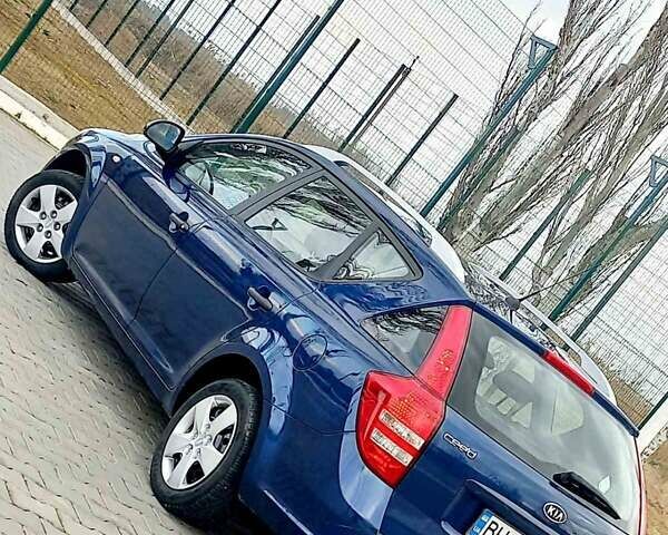 Синий Киа Сид, объемом двигателя 1.4 л и пробегом 168 тыс. км за 6200 $, фото 1 на Automoto.ua