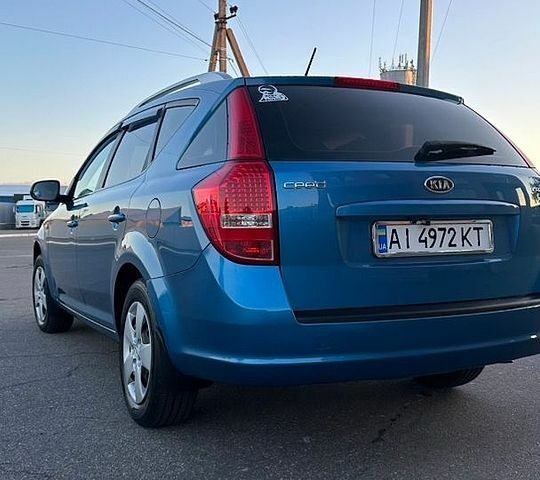 Синій Кіа Сід, об'ємом двигуна 1.58 л та пробігом 264 тис. км за 6200 $, фото 1 на Automoto.ua