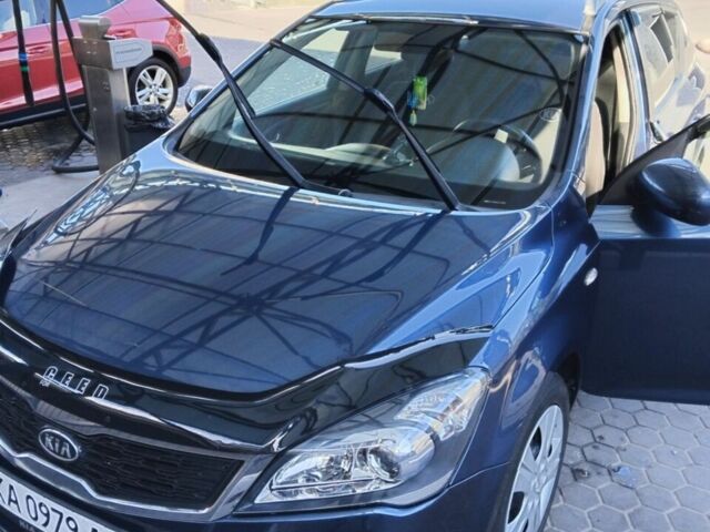 Синій Кіа Сід, об'ємом двигуна 1.58 л та пробігом 275 тис. км за 6800 $, фото 1 на Automoto.ua