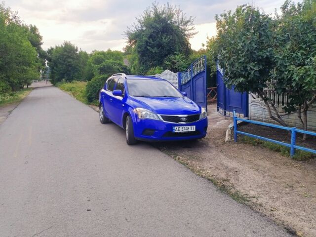 Синій Кіа Сід, об'ємом двигуна 1.6 л та пробігом 260 тис. км за 5044 $, фото 1 на Automoto.ua