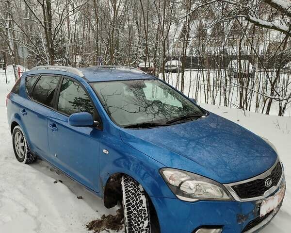 Синий Киа Сид, объемом двигателя 1.6 л и пробегом 249 тыс. км за 6400 $, фото 1 на Automoto.ua