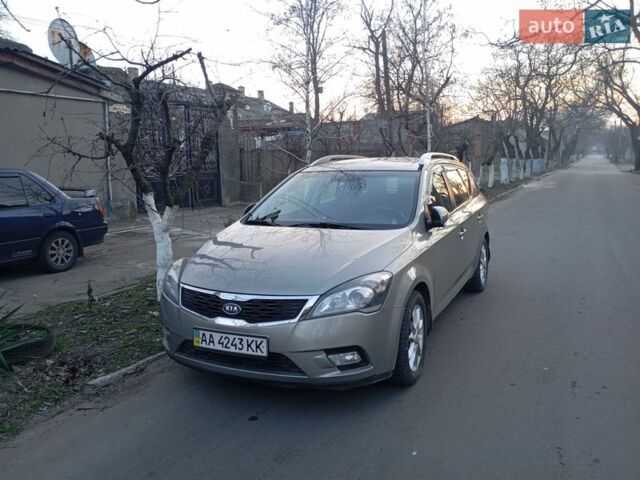 Синий Киа Сид, объемом двигателя 1.6 л и пробегом 275 тыс. км за 7500 $, фото 1 на Automoto.ua