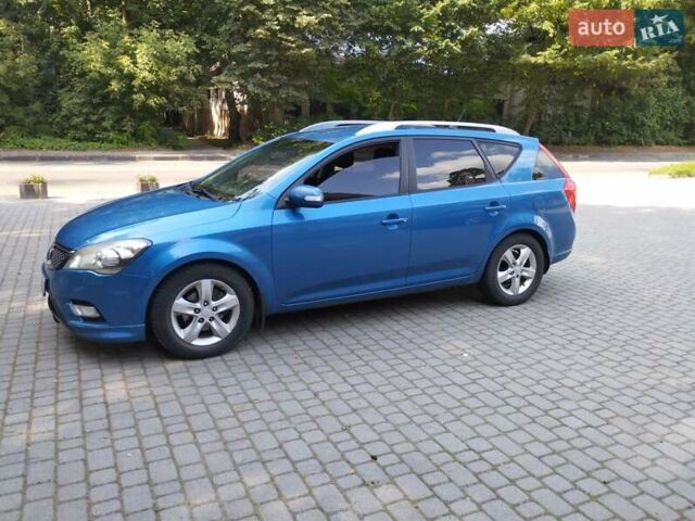Синий Киа Сид, объемом двигателя 1.6 л и пробегом 290 тыс. км за 7500 $, фото 1 на Automoto.ua