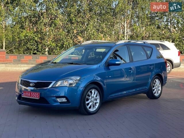 Синій Кіа Сід, об'ємом двигуна 1.6 л та пробігом 223 тис. км за 8200 $, фото 1 на Automoto.ua
