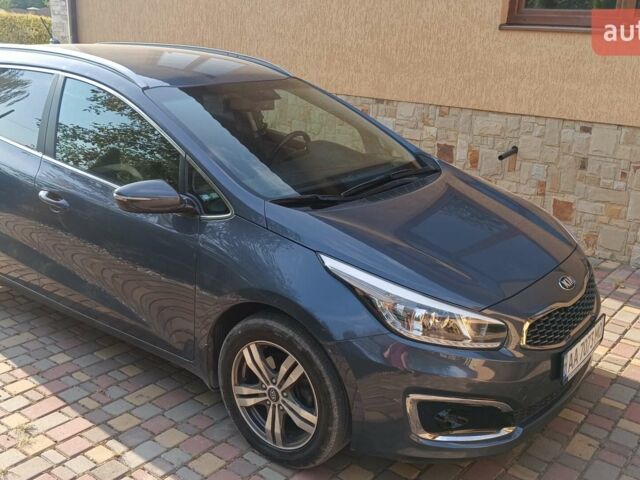 Синий Киа Сид, объемом двигателя 1.58 л и пробегом 96 тыс. км за 14000 $, фото 1 на Automoto.ua