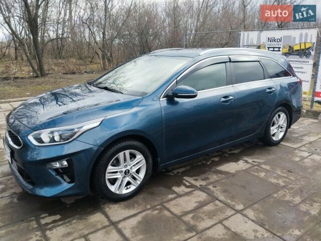 Синій Кіа Сід, об'ємом двигуна 1.6 л та пробігом 144 тис. км за 11900 $, фото 1 на Automoto.ua