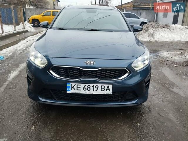 Синій Кіа Сід, об'ємом двигуна 1.59 л та пробігом 144 тис. км за 12900 $, фото 1 на Automoto.ua
