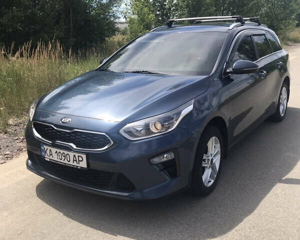 Синий Киа Сид, объемом двигателя 1.59 л и пробегом 195 тыс. км за 15500 $, фото 1 на Automoto.ua