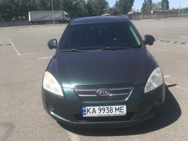 Зеленый Киа Сид, объемом двигателя 1.6 л и пробегом 280 тыс. км за 4500 $, фото 1 на Automoto.ua