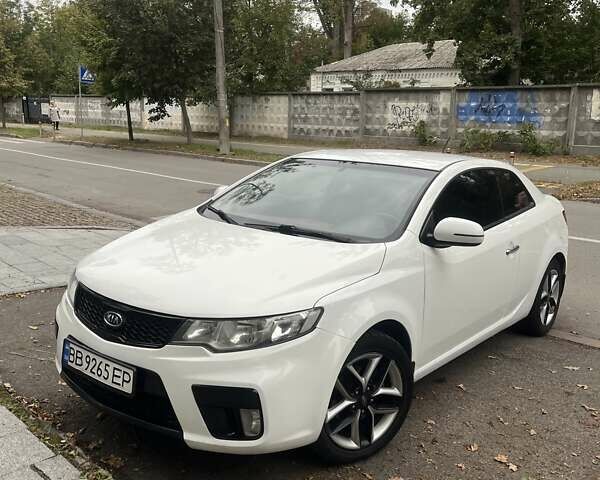 Белый Киа Черато, объемом двигателя 2 л и пробегом 145 тыс. км за 8000 $, фото 1 на Automoto.ua
