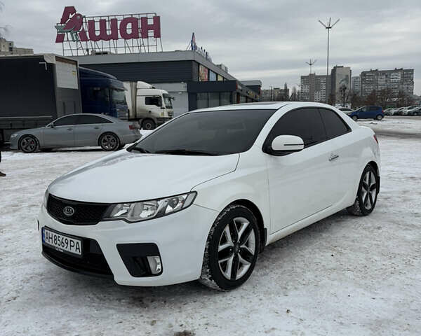 Белый Киа Черато, объемом двигателя 2 л и пробегом 96 тыс. км за 8800 $, фото 1 на Automoto.ua