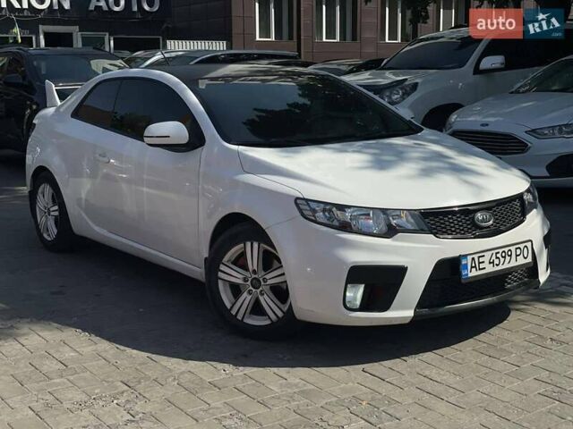 Белый Киа Черато, объемом двигателя 1.6 л и пробегом 138 тыс. км за 7999 $, фото 1 на Automoto.ua