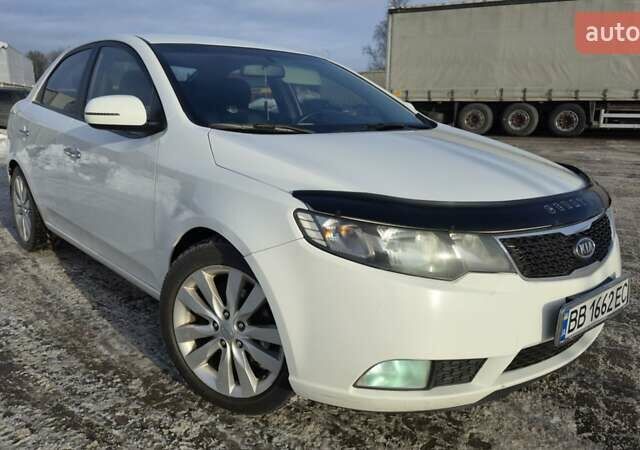 Белый Киа Черато, объемом двигателя 1.59 л и пробегом 142 тыс. км за 7600 $, фото 1 на Automoto.ua