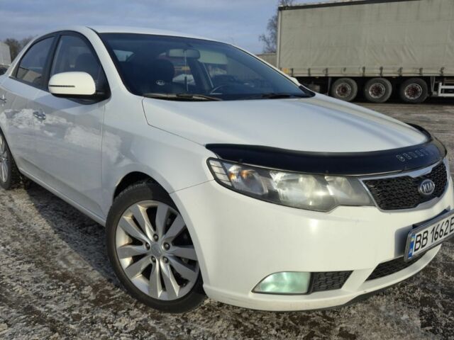Белый Киа Черато, объемом двигателя 1.6 л и пробегом 182 тыс. км за 7600 $, фото 1 на Automoto.ua