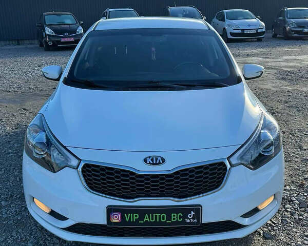 Білий Кіа Черато, об'ємом двигуна 1.59 л та пробігом 174 тис. км за 9800 $, фото 1 на Automoto.ua