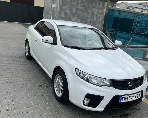 Белый Киа Черато, объемом двигателя 2 л и пробегом 135 тыс. км за 7800 $, фото 1 на Automoto.ua