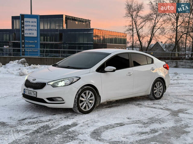 Білий Кіа Черато, об'ємом двигуна 1.6 л та пробігом 174 тис. км за 11500 $, фото 1 на Automoto.ua