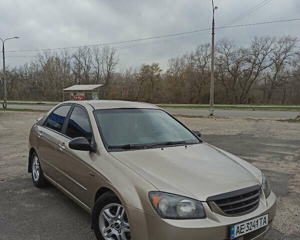 Бежевый Киа Черато, объемом двигателя 1.98 л и пробегом 212 тыс. км за 4500 $, фото 1 на Automoto.ua