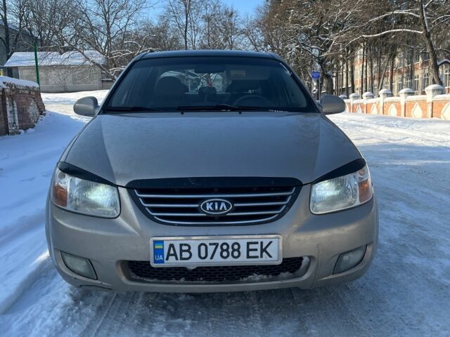 Бежевый Киа Черато, объемом двигателя 1.6 л и пробегом 360 тыс. км за 3200 $, фото 1 на Automoto.ua