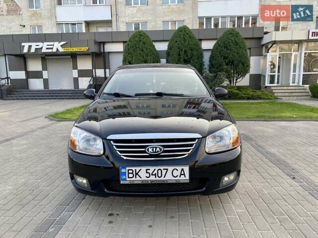 Чорний Кіа Черато, об'ємом двигуна 1.6 л та пробігом 111 тис. км за 4200 $, фото 1 на Automoto.ua