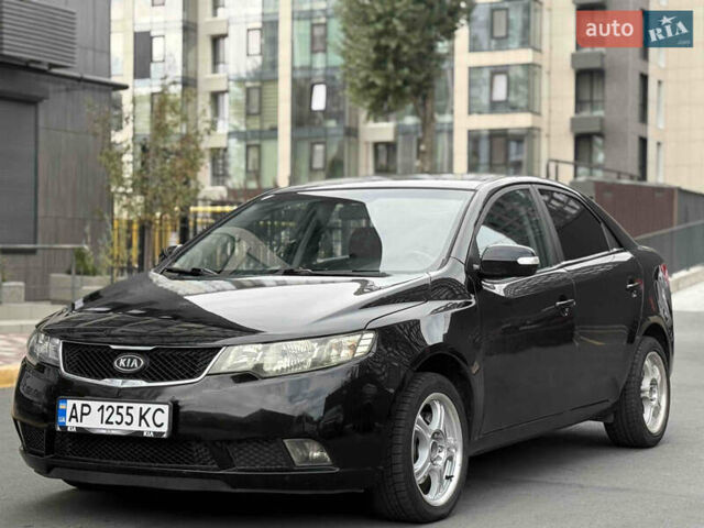 Черный Киа Черато, объемом двигателя 1.59 л и пробегом 182 тыс. км за 5200 $, фото 1 на Automoto.ua
