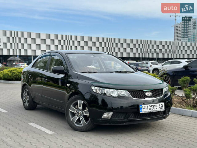 Чорний Кіа Черато, об'ємом двигуна 1.59 л та пробігом 156 тис. км за 6700 $, фото 1 на Automoto.ua