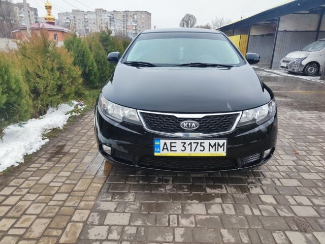 Черный Киа Черато, объемом двигателя 2 л и пробегом 227 тыс. км за 6300 $, фото 1 на Automoto.ua