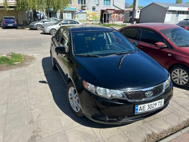 Черный Киа Черато, объемом двигателя 2 л и пробегом 203 тыс. км за 9000 $, фото 1 на Automoto.ua