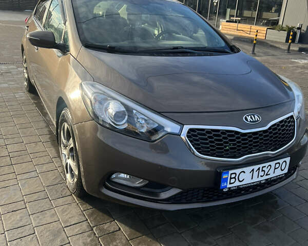 Коричневый Киа Черато, объемом двигателя 1.59 л и пробегом 192 тыс. км за 9300 $, фото 1 на Automoto.ua