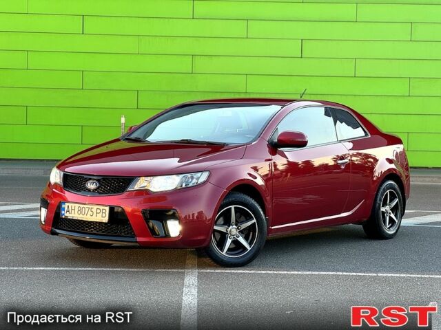 Киа Черато 2011 в Киеве на Automoto.ua Красный Киа Черато, объемом двигателя 2 л и пробегом 220 тыс. км за 7900 $, фото 1 на Automoto.ua