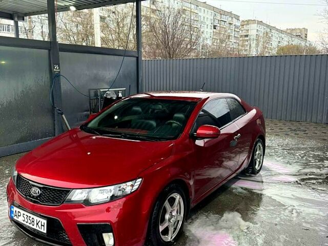 Красный Киа Черато, объемом двигателя 2 л и пробегом 201 тыс. км за 7900 $, фото 1 на Automoto.ua
