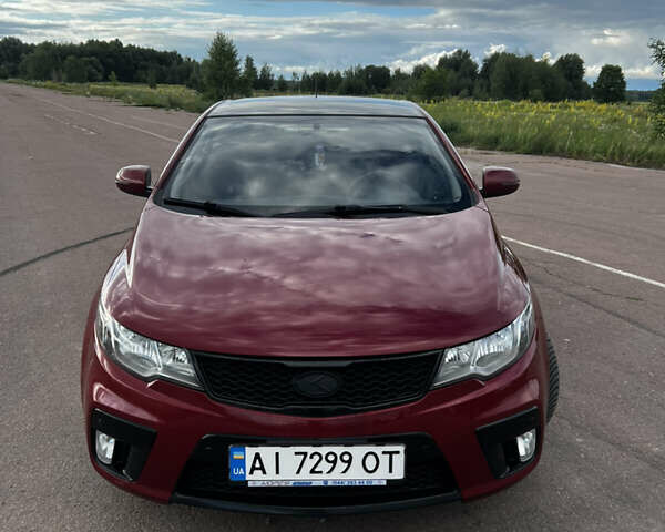 Красный Киа Черато, объемом двигателя 1.59 л и пробегом 168 тыс. км за 7800 $, фото 1 на Automoto.ua