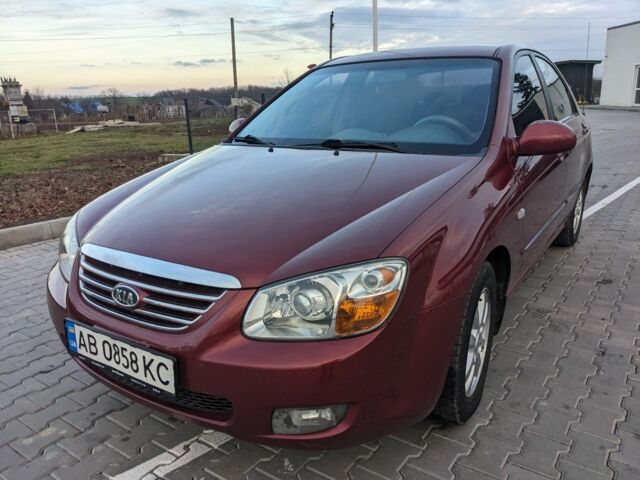 Красный Киа Черато, объемом двигателя 1.6 л и пробегом 240 тыс. км за 3750 $, фото 1 на Automoto.ua