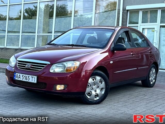 Красный Киа Черато, объемом двигателя 1.6 л и пробегом 250 тыс. км за 3500 $, фото 1 на Automoto.ua