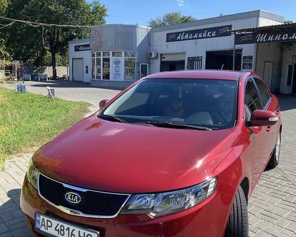 Красный Киа Черато, объемом двигателя 1.59 л и пробегом 87 тыс. км за 8200 $, фото 1 на Automoto.ua