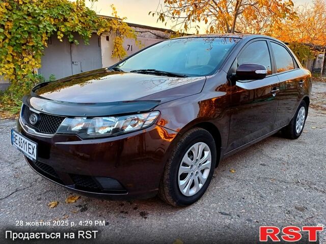 Красный Киа Черато, объемом двигателя 1.6 л и пробегом 170 тыс. км за 6200 $, фото 1 на Automoto.ua