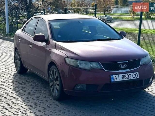 Киа Черато 2011 в Киеве на Automoto.ua Красный Киа Черато, объемом двигателя 1.59 л и пробегом 264 тыс. км за 6899 $, фото 1 на Automoto.ua