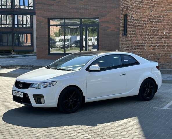 Кіа Черато, об'ємом двигуна 2 л та пробігом 110 тис. км за 9800 $, фото 1 на Automoto.ua