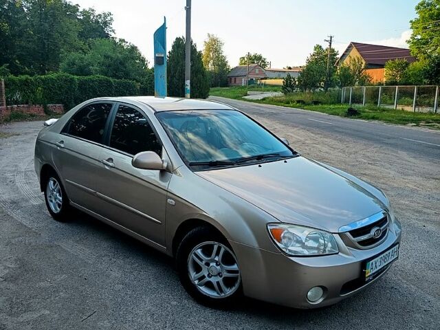 Киа Черато, объемом двигателя 2 л и пробегом 187 тыс. км за 4950 $, фото 1 на Automoto.ua