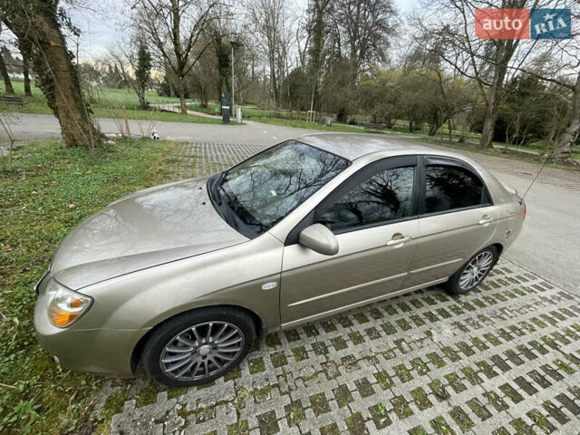 Кіа Черато, об'ємом двигуна 1.6 л та пробігом 350 тис. км за 3939 $, фото 1 на Automoto.ua