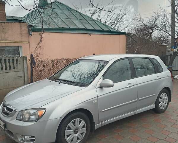 Сірий Кіа Черато, об'ємом двигуна 1.6 л та пробігом 246 тис. км за 4600 $, фото 1 на Automoto.ua