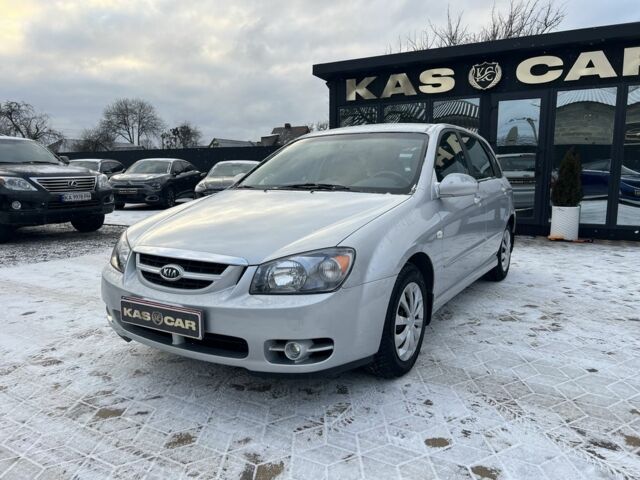 Серый Киа Черато, объемом двигателя 1.6 л и пробегом 104 тыс. км за 5850 $, фото 1 на Automoto.ua