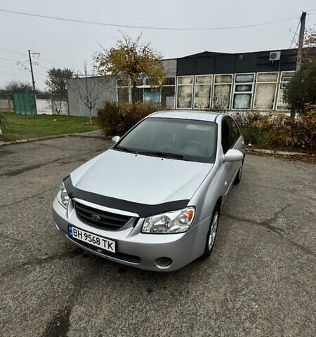 Серый Киа Черато, объемом двигателя 1.98 л и пробегом 166 тыс. км за 4099 $, фото 1 на Automoto.ua